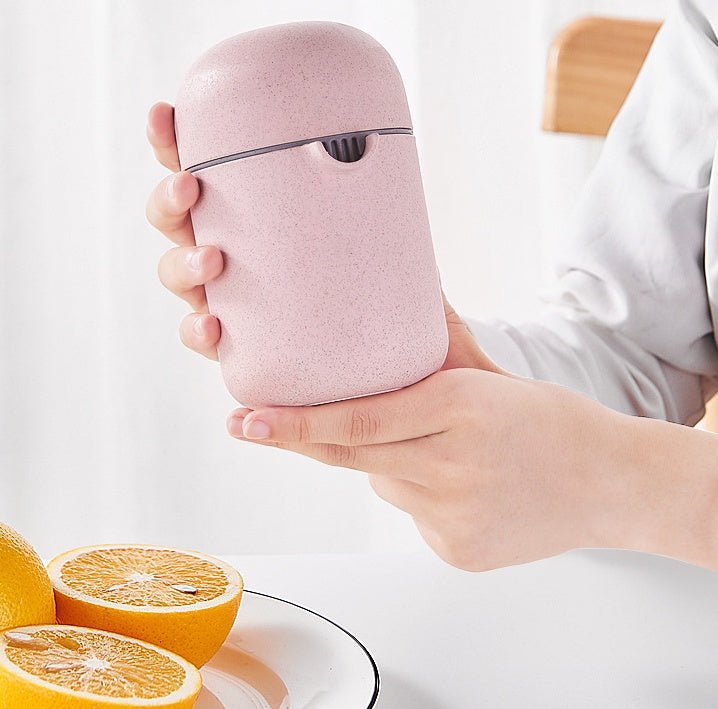 Portable Blender Orange Lemon Juicer Manually Wheat Straw Blender - TrendNestOfficial